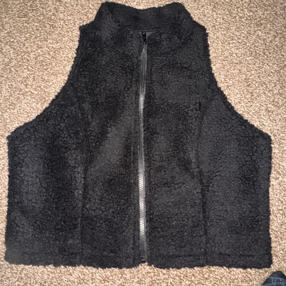 Black Sherpa Zip Vest